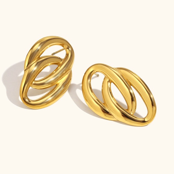 NEW💎18K Gold Earrings*Old Money Style*Lightweight Earrings*Everyday Earrings - Picture 3 of 6